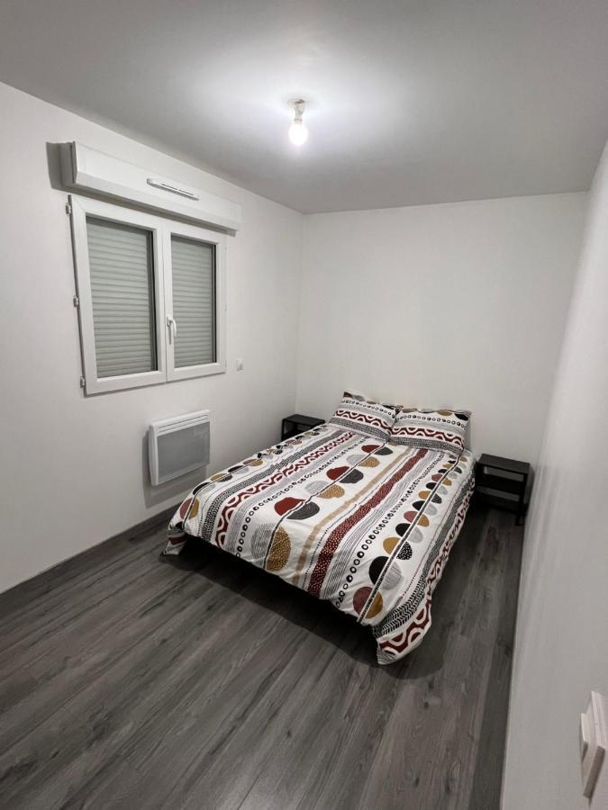 Appartement F3 ,2 Bedrooms With Parking Aeroport Orly A 20Mn Saint-Michel-sur-Orge Exterior photo